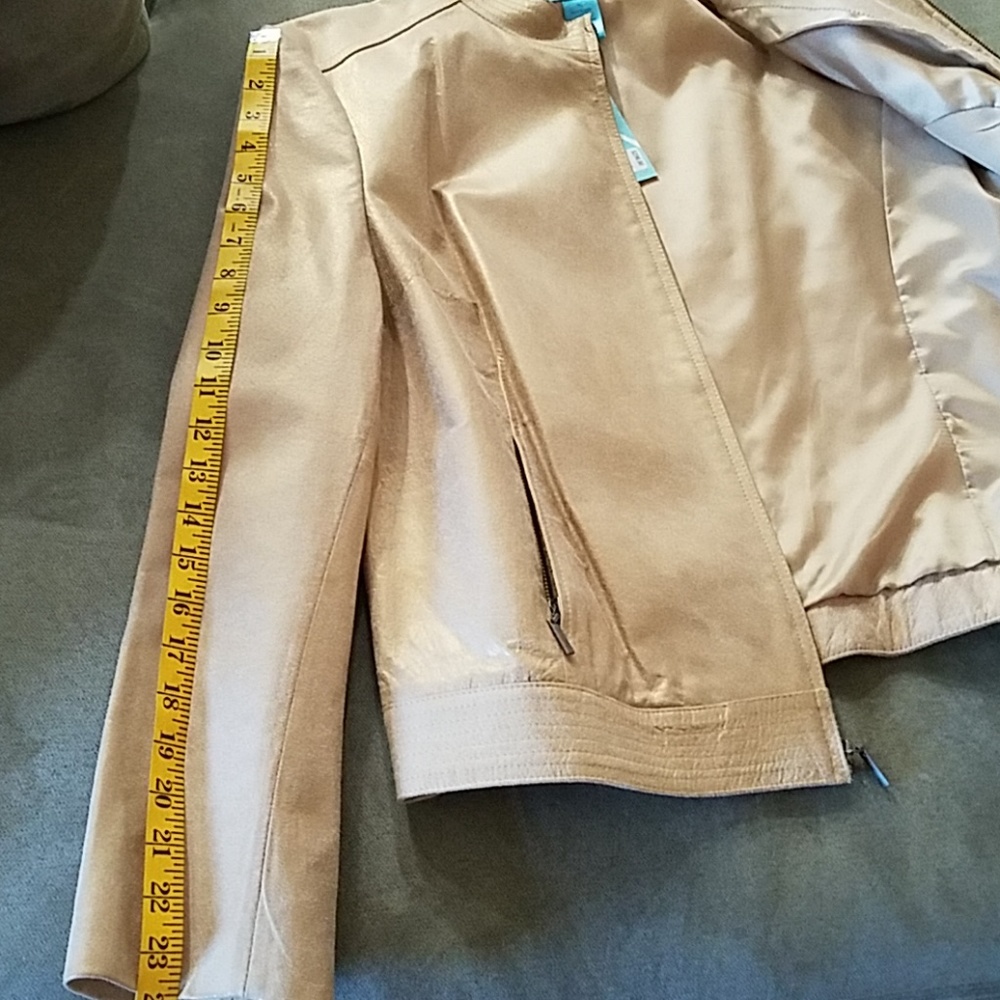 NWT Gorgeous Area Leather Jacket - Picture 4 of 6